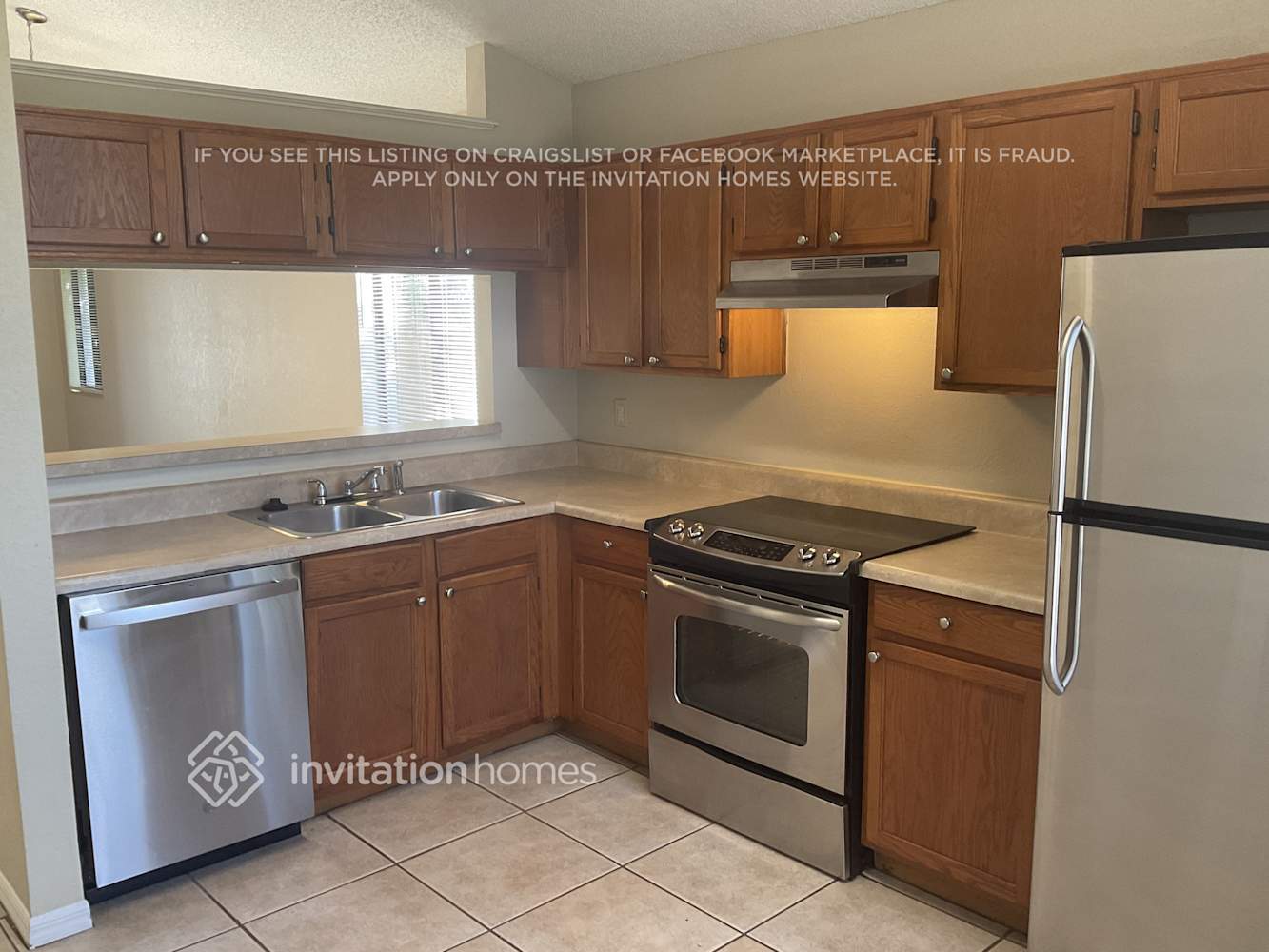 Building Photo - 105 River Chase Dr