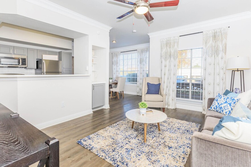 Primary Photo - Cypress Lake