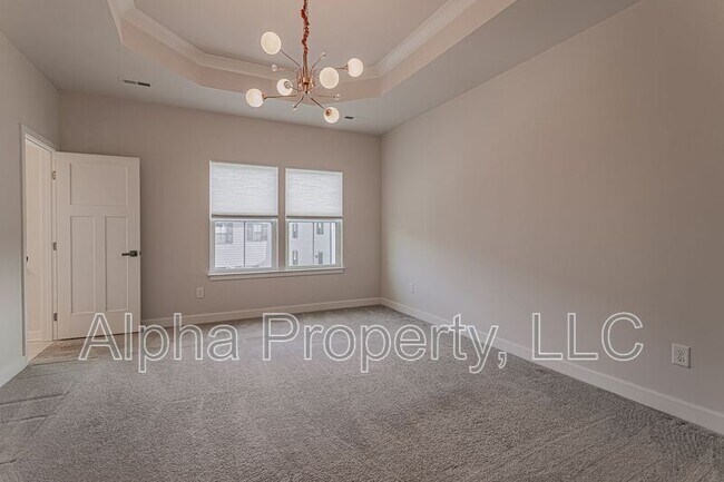 Building Photo - 120 Rollins Ave