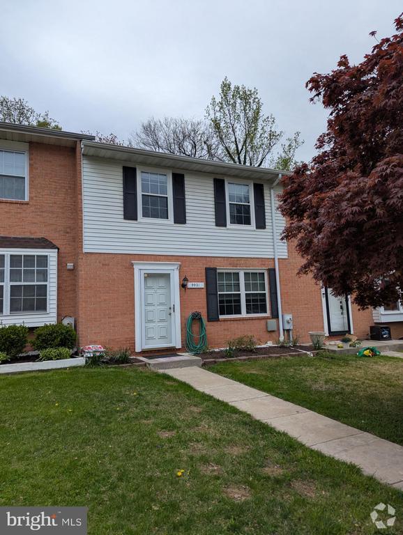 Building Photo - 9931 Nearbrook Ln