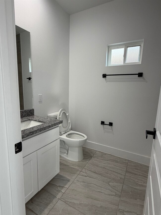 Building Photo - 1532 Consejero Ln