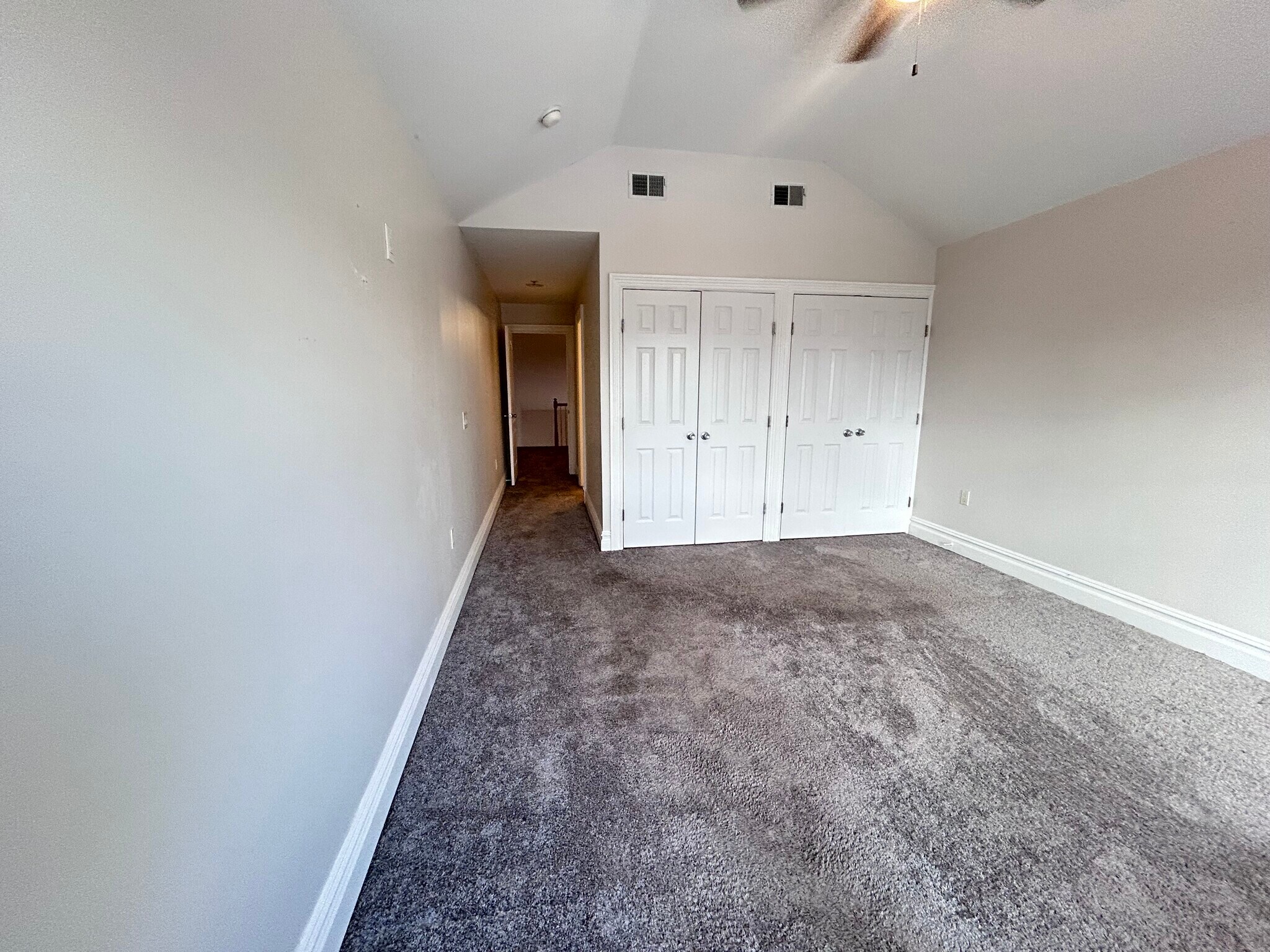 Building Photo - 1 John St