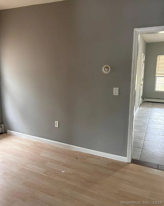 Building Photo - 40 Lawrence St