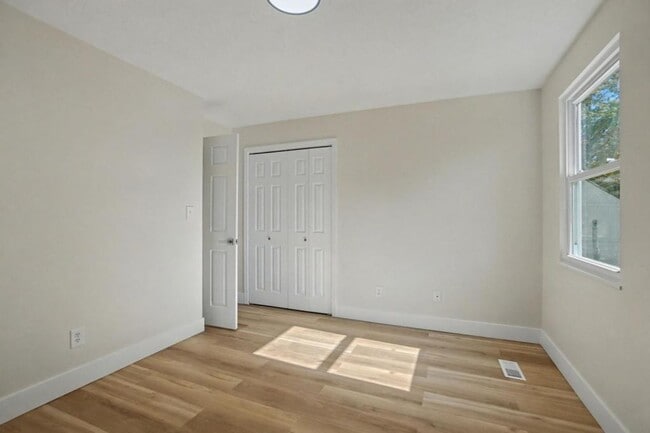 Building Photo - 7882 Lockport Blvd