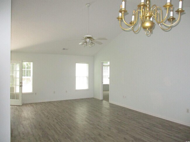 Building Photo - 4591 Hidden Creek Ln