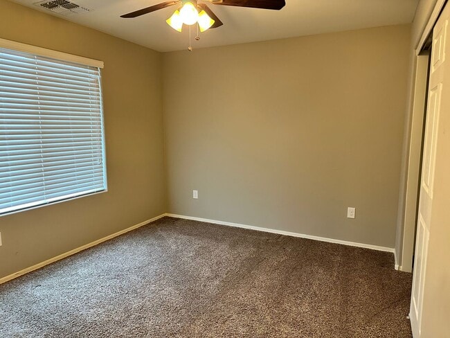 Building Photo - Beautiful Home in Saguaro Bloom!