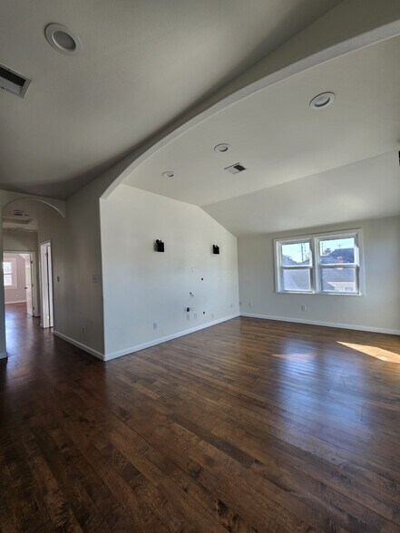Living Room - 1307 W 23rd St