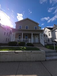 Building Photo - 25 Brown Ave
