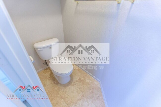 Building Photo - 16627 W McKinley St