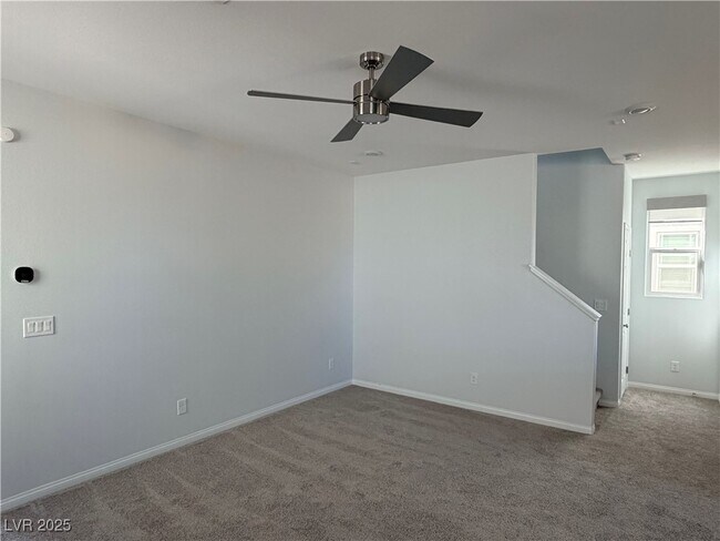 Building Photo - 8686 Glen Echo Ave