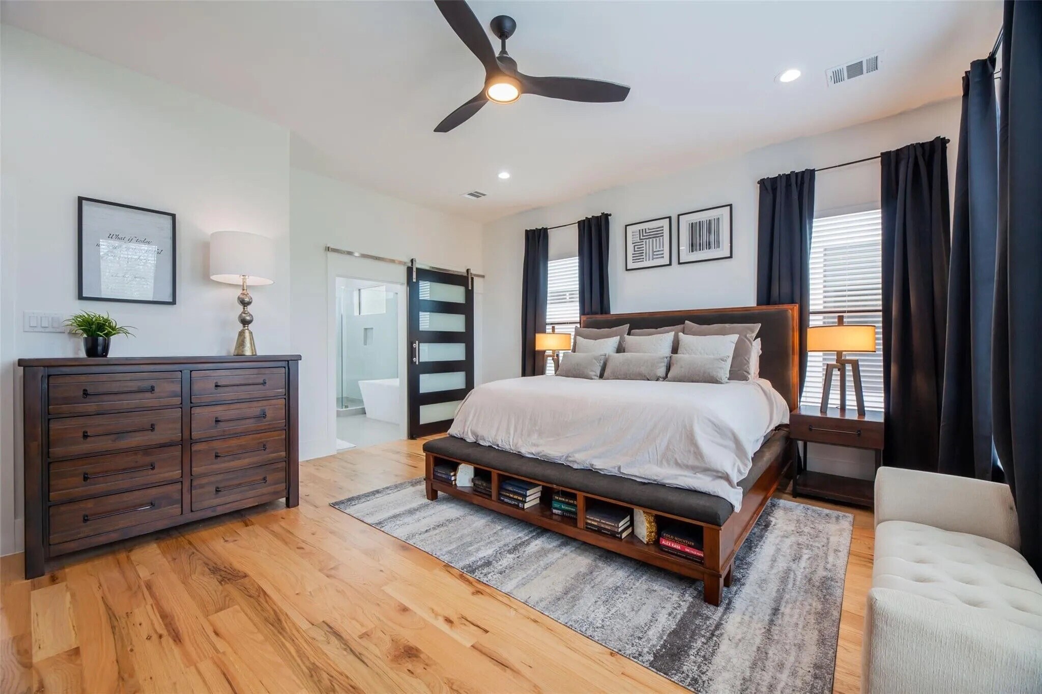 Building Photo - Room in Duplex on Avenue L