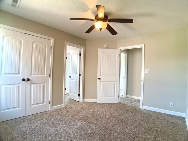 Building Photo - 1734 Ellie Piper Cir