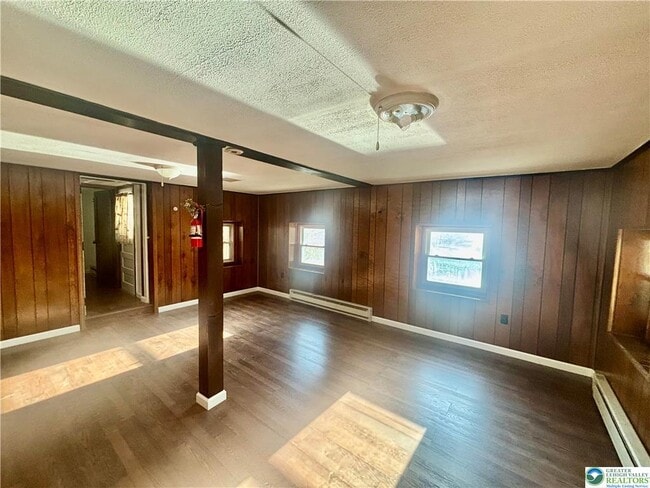 Building Photo - 5449 Depues Rd