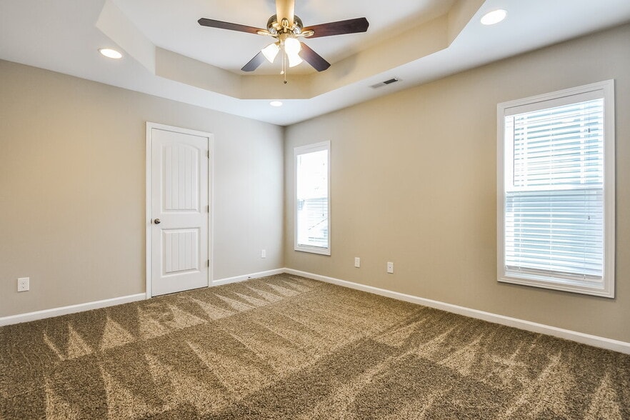 Building Photo - 241 Balboa Pkwy