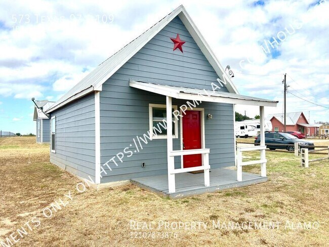 Building Photo - 573 TX-97