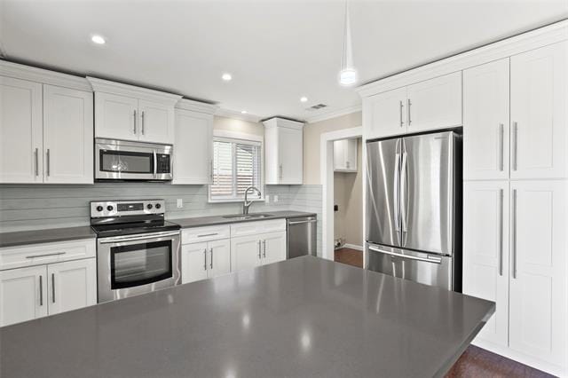 Building Photo - 525 Melrose Dr