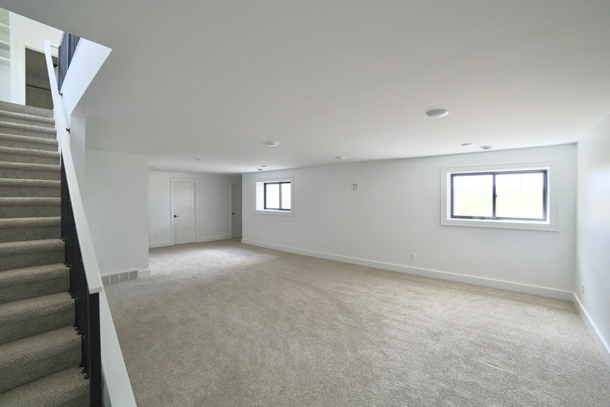 Building Photo - 1830 22nd St S