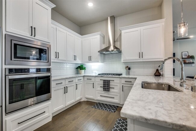 Building Photo - 4211 Curtiss Dr