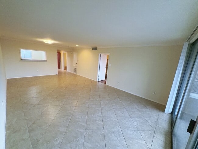 Building Photo - 2210 Dorrington St