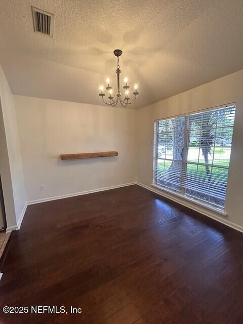 Building Photo - 1867 Lake Forest Ln