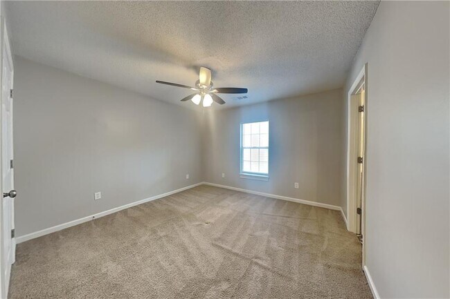 Building Photo - 4217 Abington Walk NW