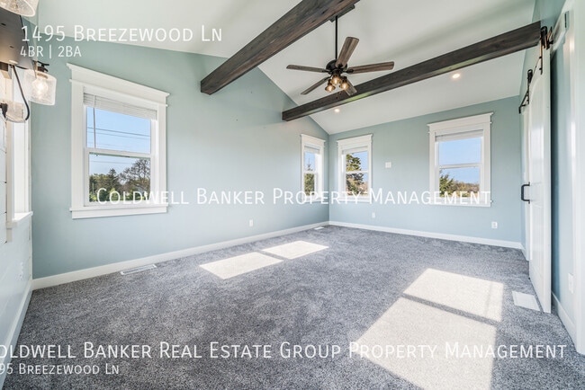 Building Photo - 1495 Breezewood Ln