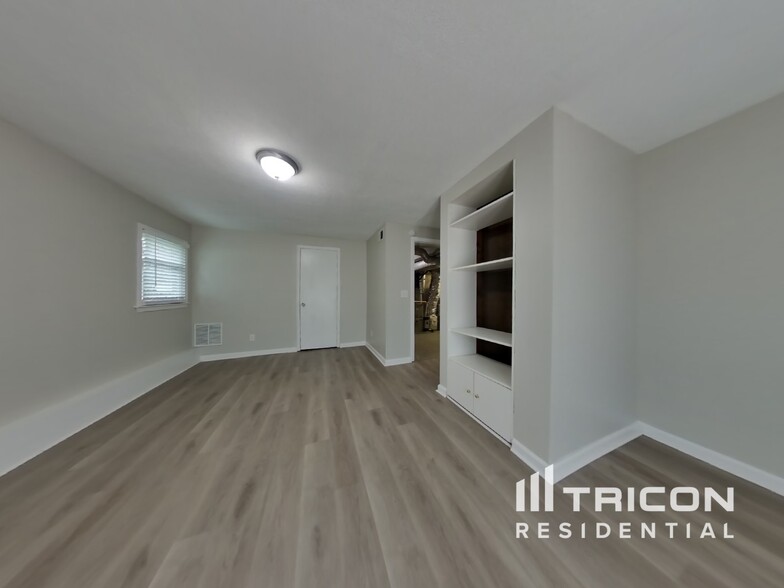 Building Photo - 167 Hardy Cir