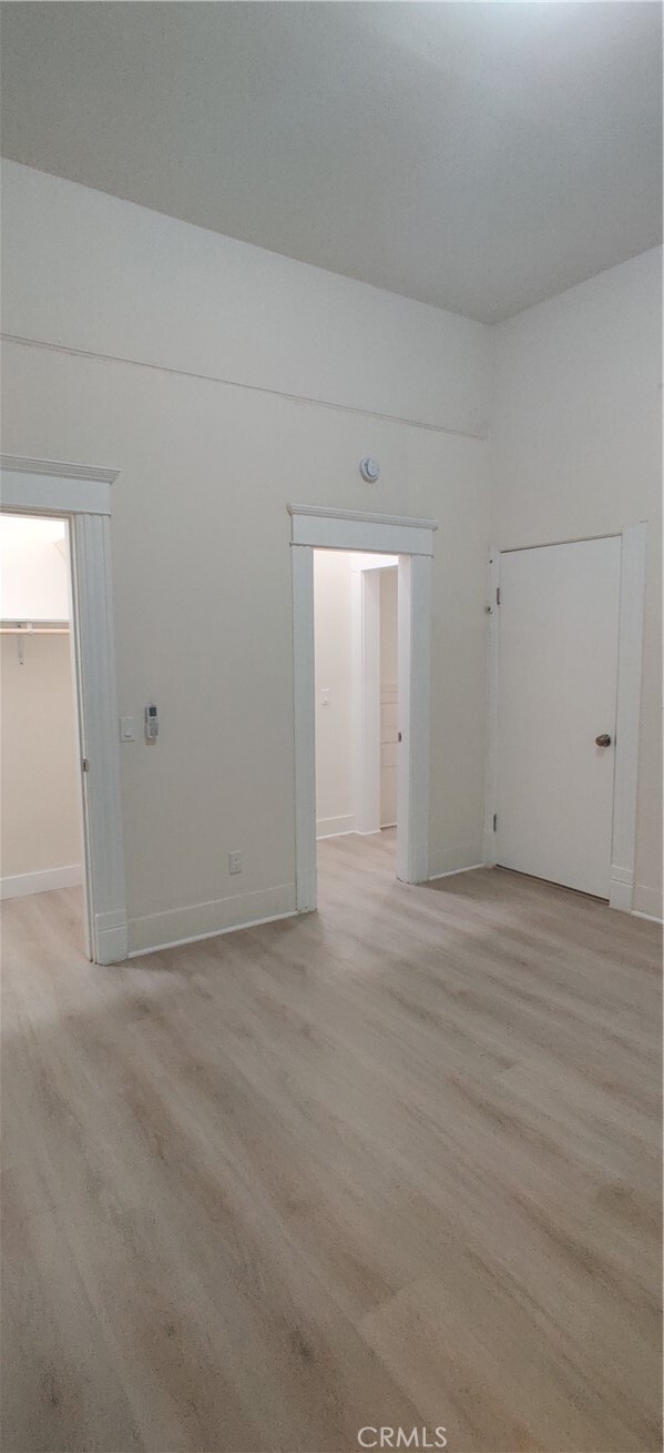 Building Photo - 1331 S Park Ave