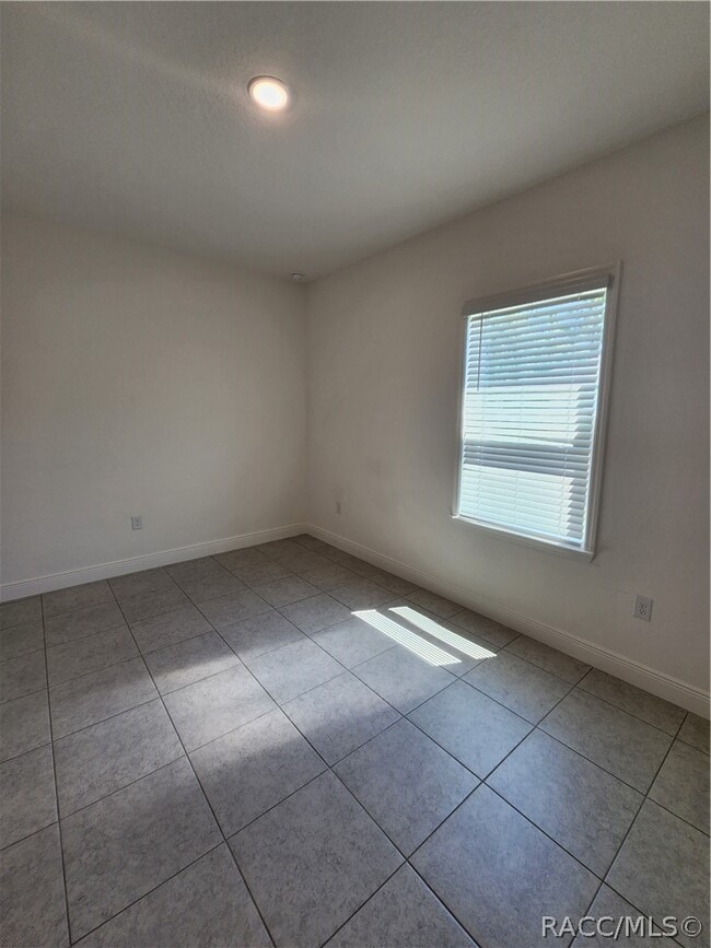 Building Photo - 88 Linder Dr