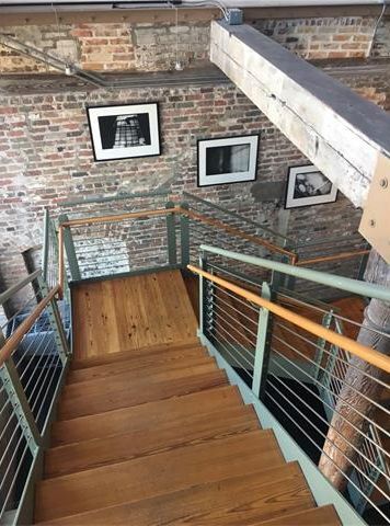 Factory Style Lobby - 920 Poeyfarre St