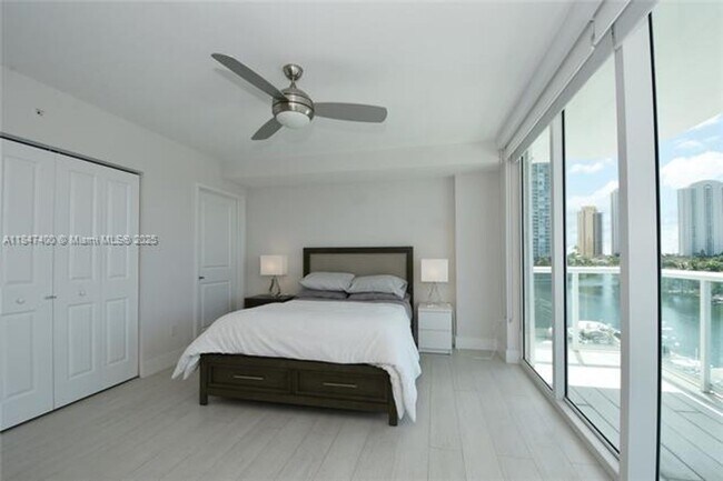 Building Photo - 400 Sunny Isles Blvd