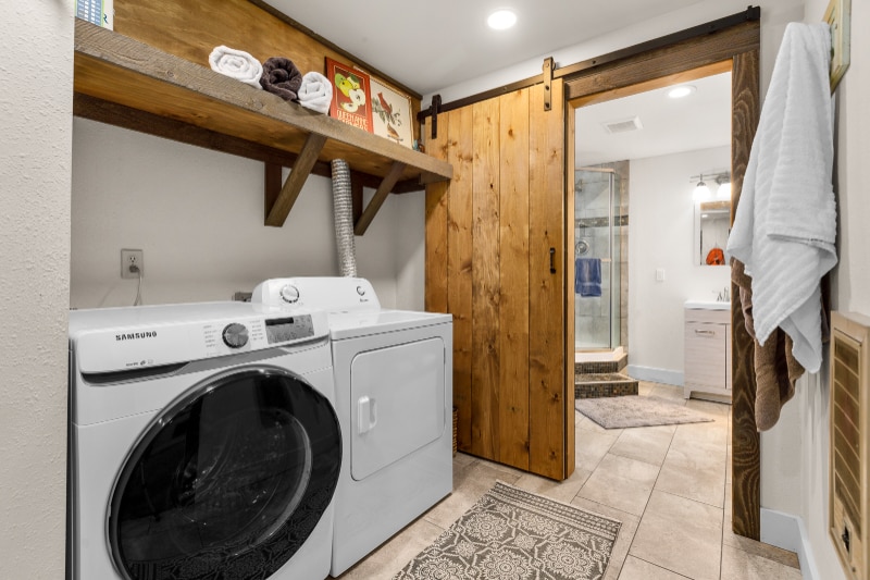 Building Photo - 240 Dakota Ave