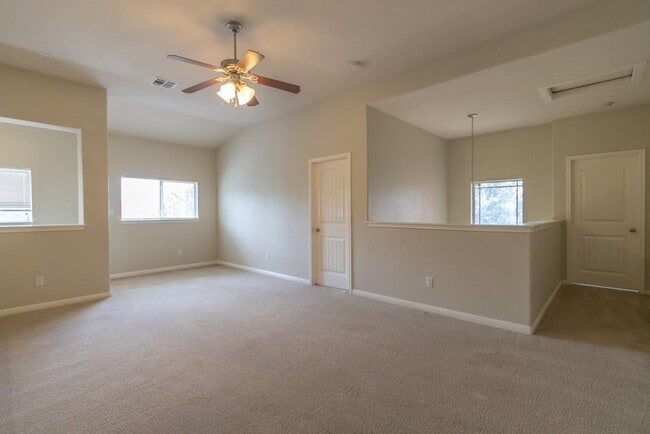 Building Photo - 18601 Derby Hill Ln
