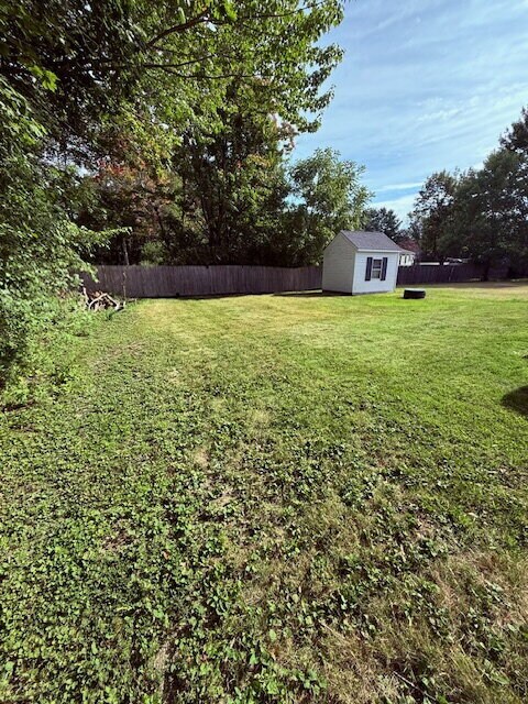 Building Photo - Fully Furnished Single-Family Home in the ...