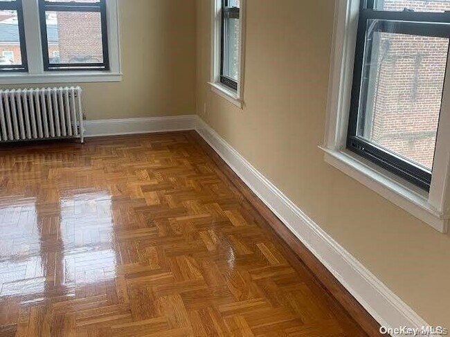 Building Photo - 24 Vanderbilt Ave