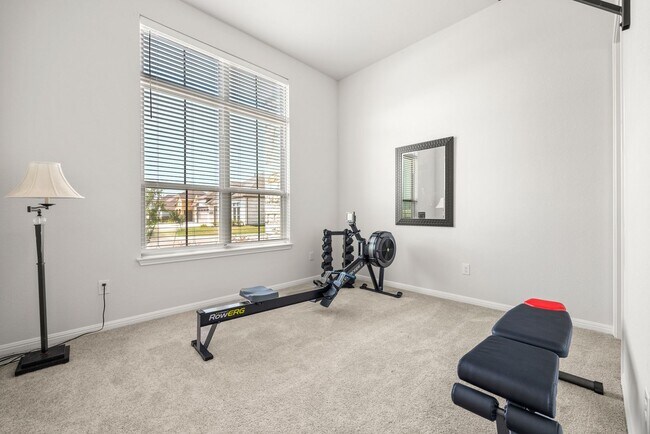 Building Photo - Like New in Texas Hill Country!!!!