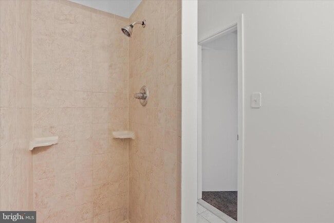 Building Photo - 1041 Brixton Ct