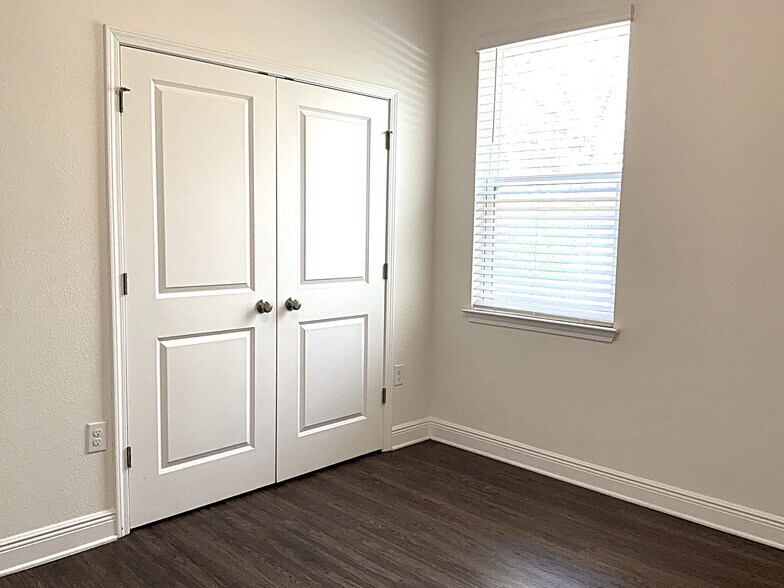 Building Photo - 7914 Stumble Journey Ln