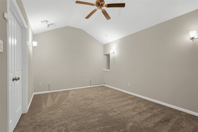 Building Photo - 8903 Lost Castle Wy