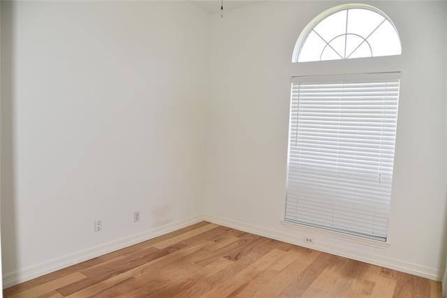 Building Photo - 5880 Baker Dr