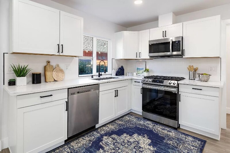 Building Photo - 2437 Acton St