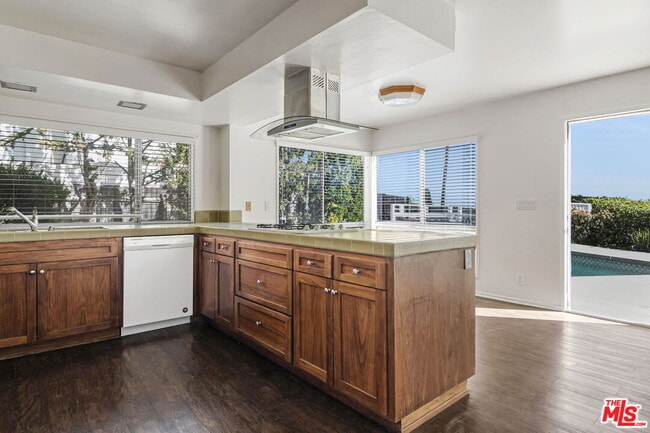 Building Photo - 2695 Cordelia Rd