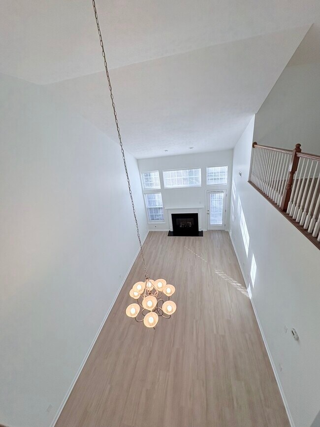 Building Photo - Charming 3 beds 2.5 baths in The Reserves of Beavercreek!