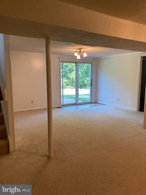 Building Photo - 852 Constellation Dr