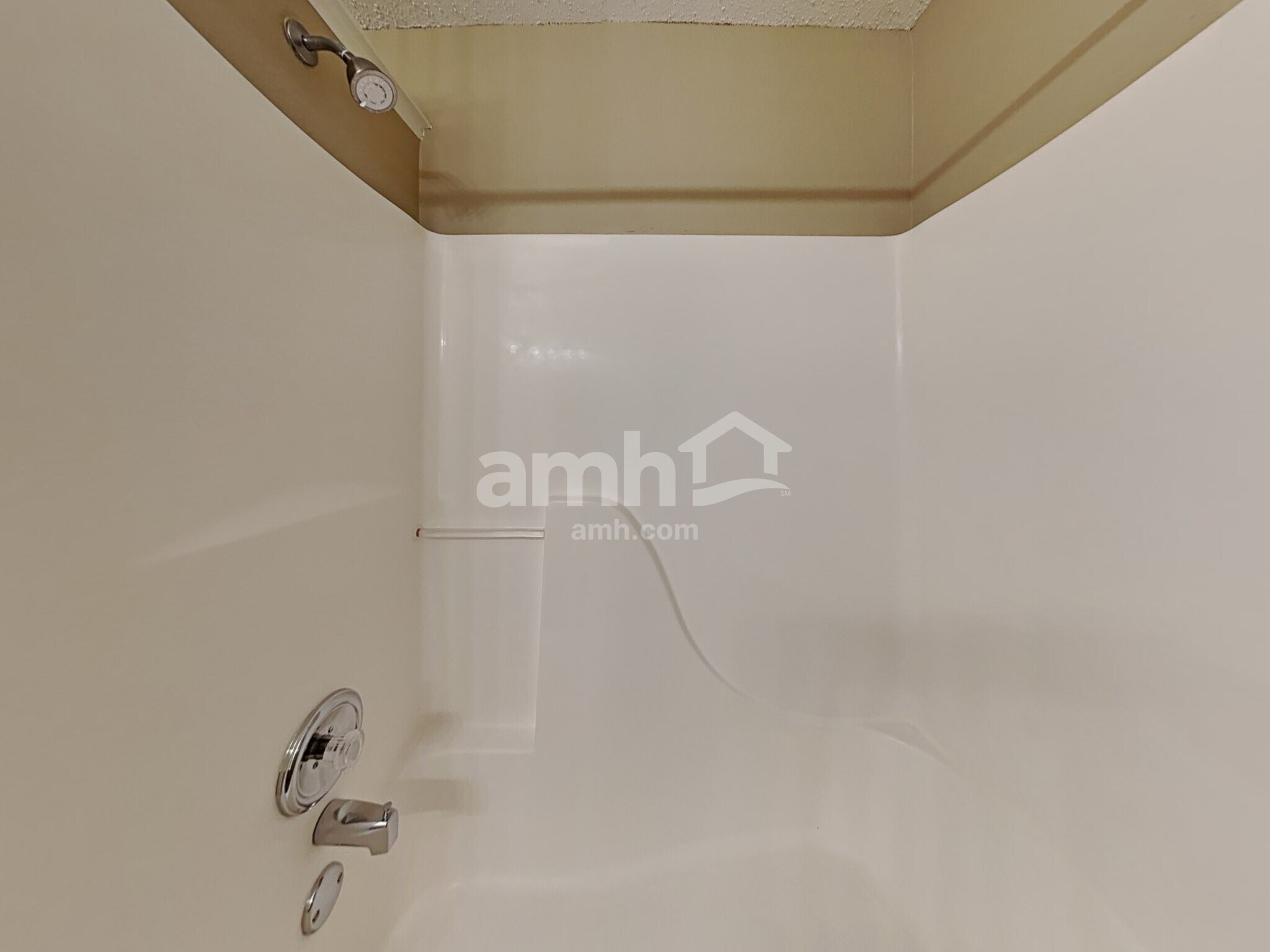 Building Photo - 657 Blue Meadow Dr