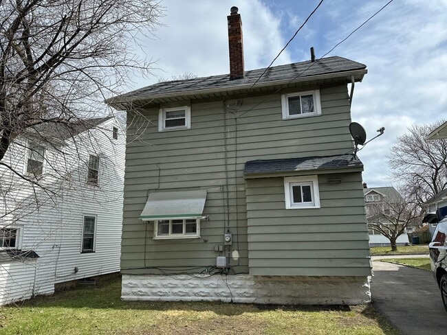 Building Photo - YOU WILL LOVE THIS HOME . CALL NOW FOR APPOINTMENT !!!