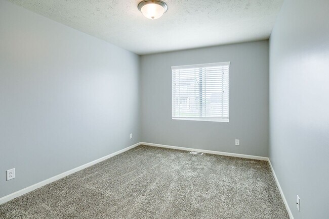 Building Photo - Must See In Whitetail Creek!!