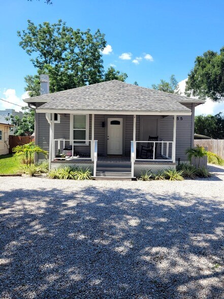 Building Photo - 955 Aragon Ave