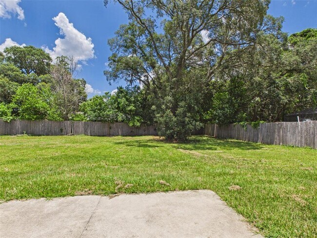 Building Photo - 4309 SW 143rd Ln Rd