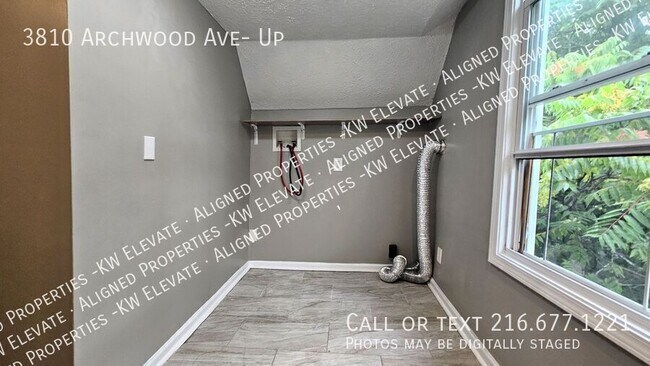 Building Photo - 3810 Archwood Ave